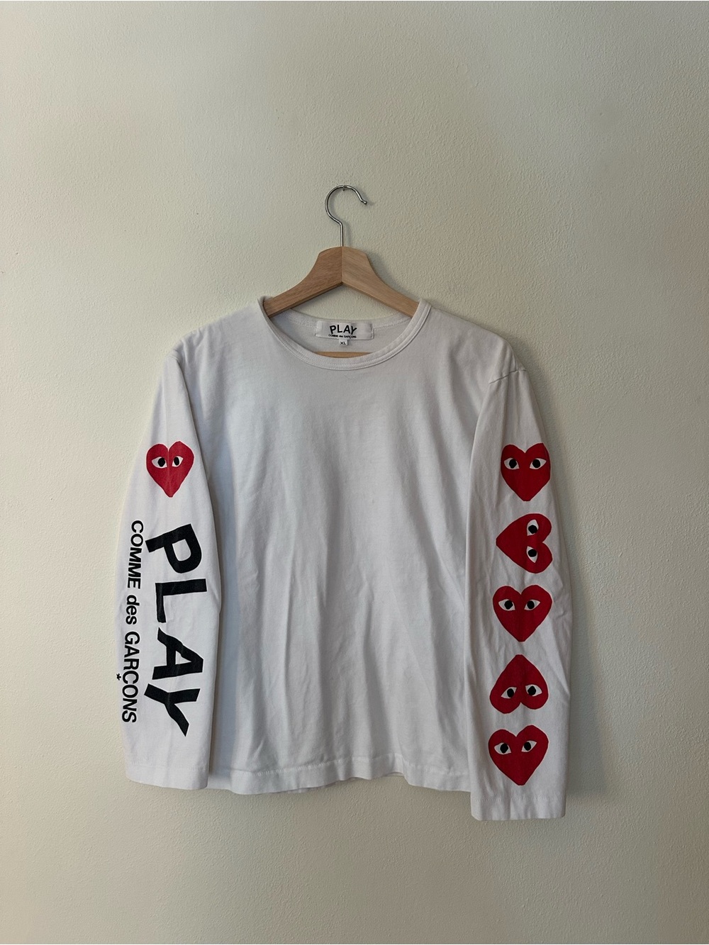 Comme des Garcons PLAY White Long-Sleeve Heart Logo Tee